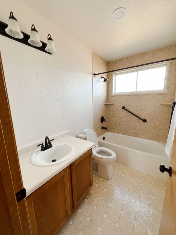 Top Bathroom Remodeling Companies in Newport Beach, CA